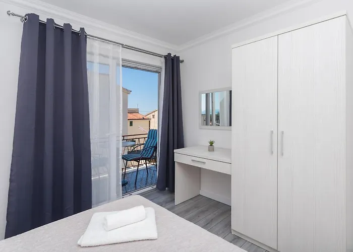 Petrusic Makarska